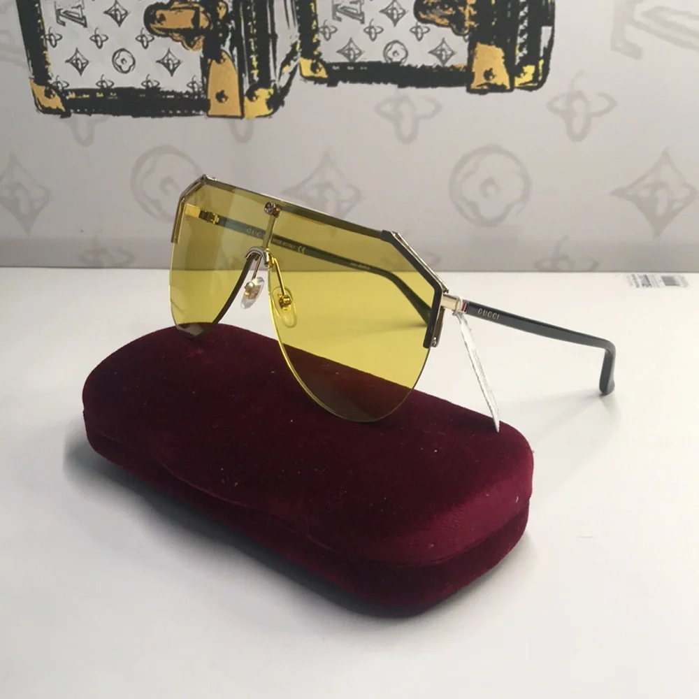 New Authentic Gucci Yellow Lens Sunglasses GG0584s 004